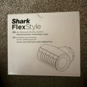 Shark FlexStyle FrizzFighter Finishing Tool - White
